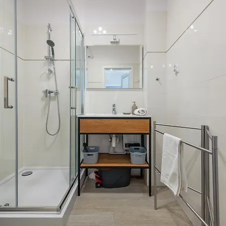 Stone Park Apartment