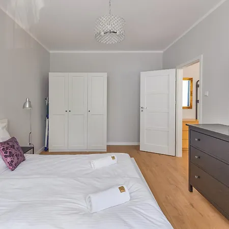 Apartment Stone Park