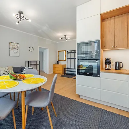 Stone Park Apartment