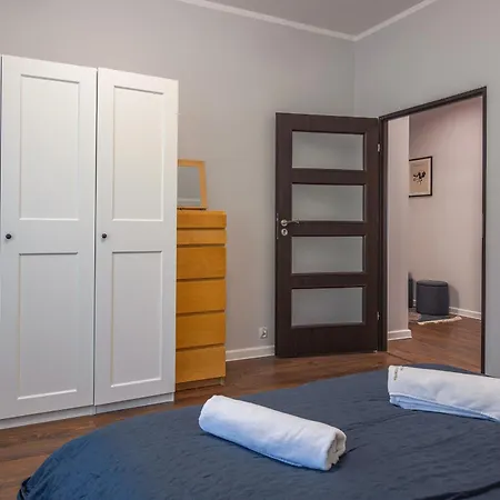 Apartment Stone Park